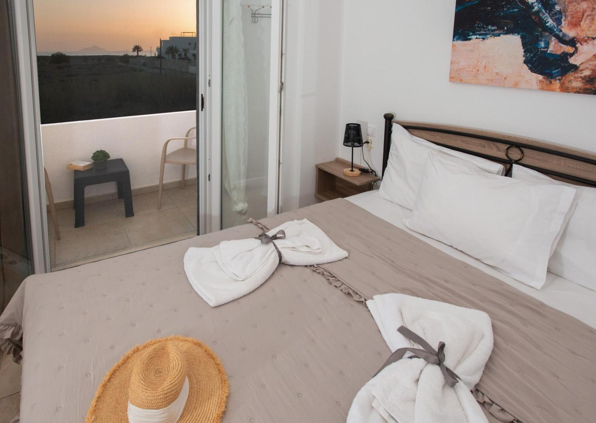 Afrathias Beachhouse - Cretan Hideaway Каламаки Екстериор снимка